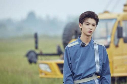 爆料赵丽颖黄明昊视频在线观看,甜蜜瞬间引网友热议  第2张